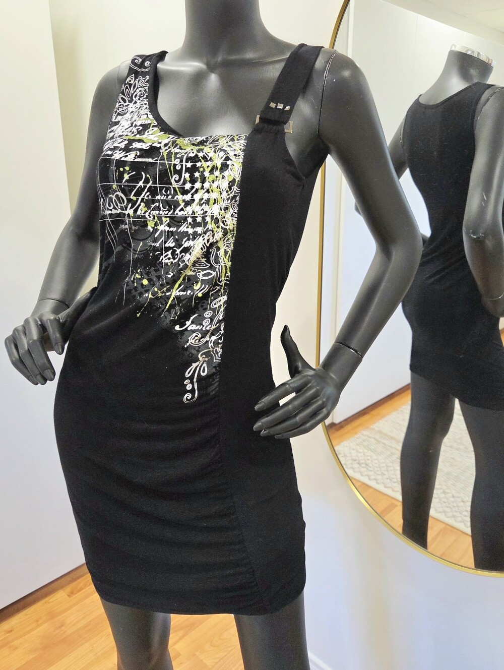 Y2K Rüfen bodycon graphic dress, size L fitted stretch, festival clubwear